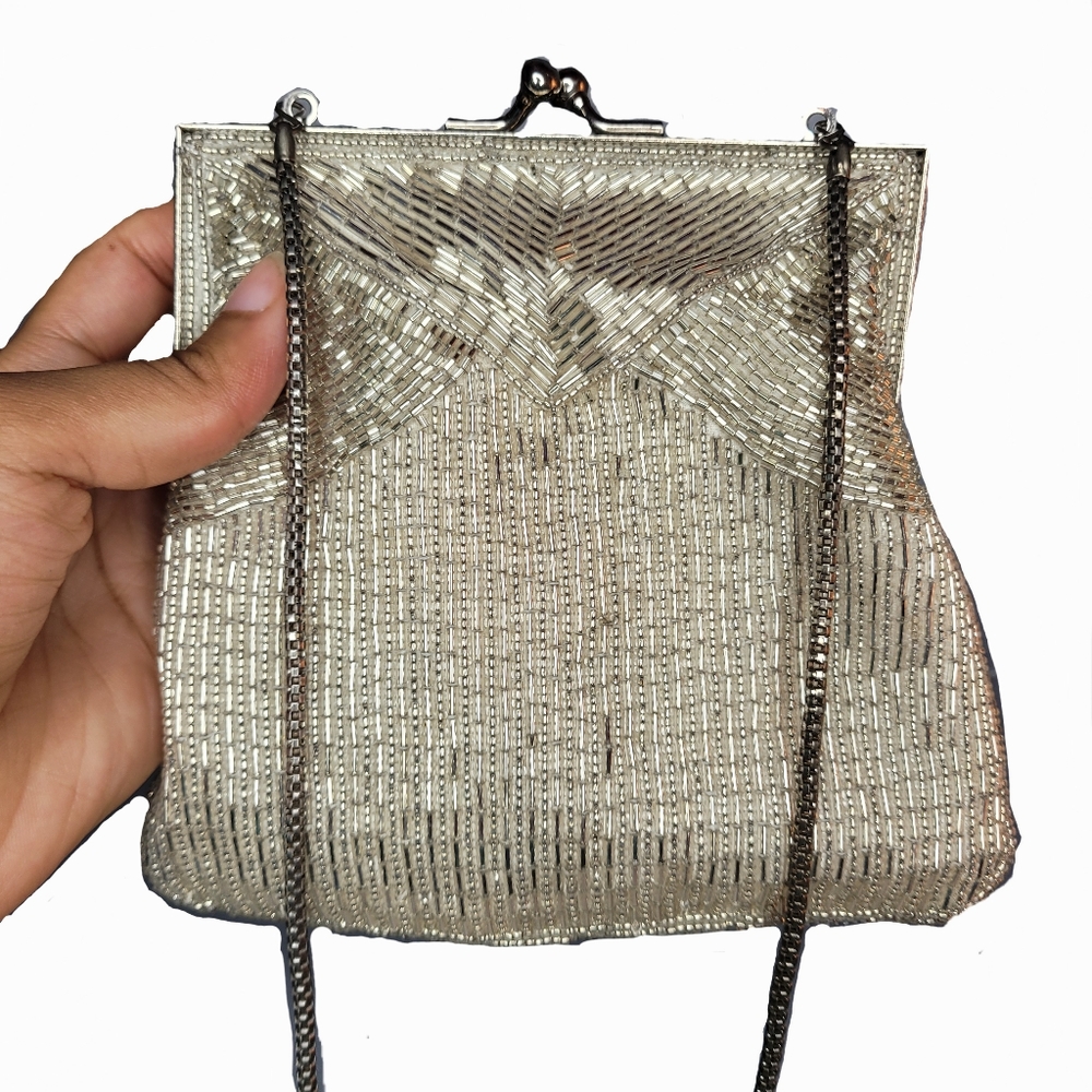 Vintage La Regale Silver Beaded Clutch Evening Handbag - Picture 2 of 5